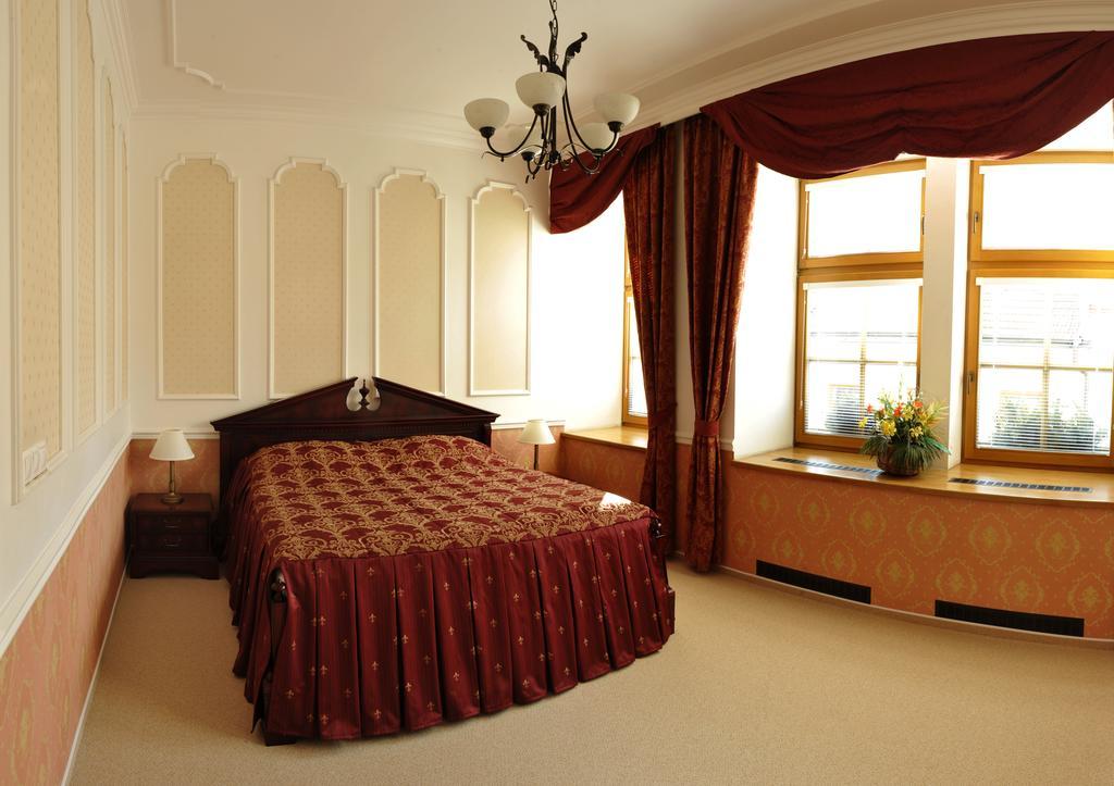 Hotel Pod Zamkem Velké Meziříčí 객실 사진
